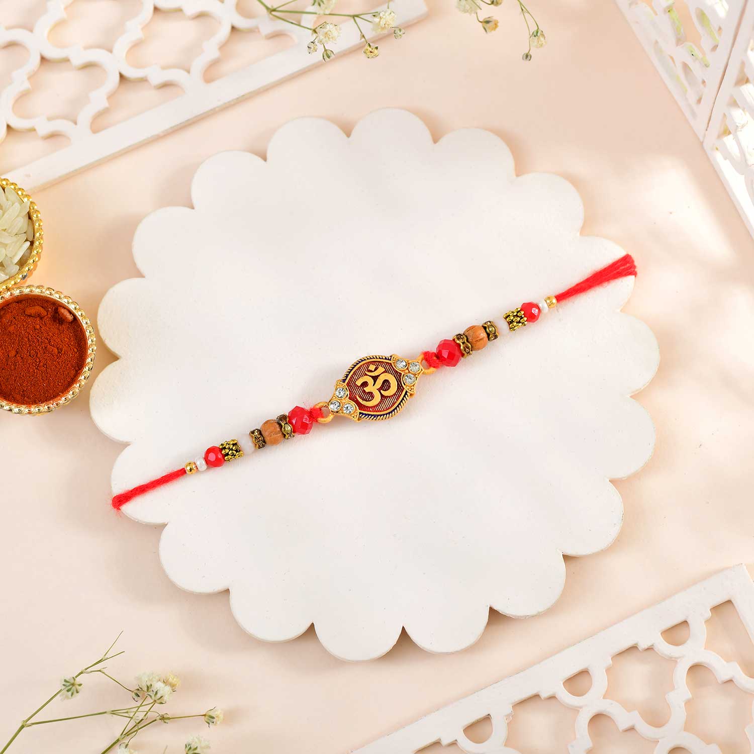 Pavitra Aum Rakhi